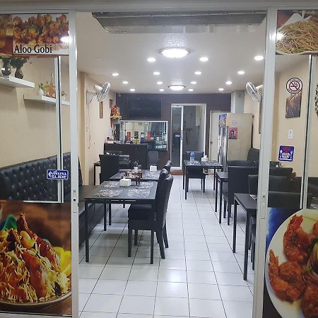Royal Inn Kitchen And Bar Pattaya Bagian luar foto