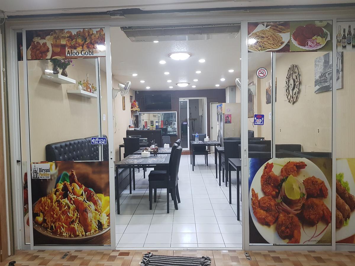Royal Inn Kitchen And Bar Pattaya Bagian luar foto